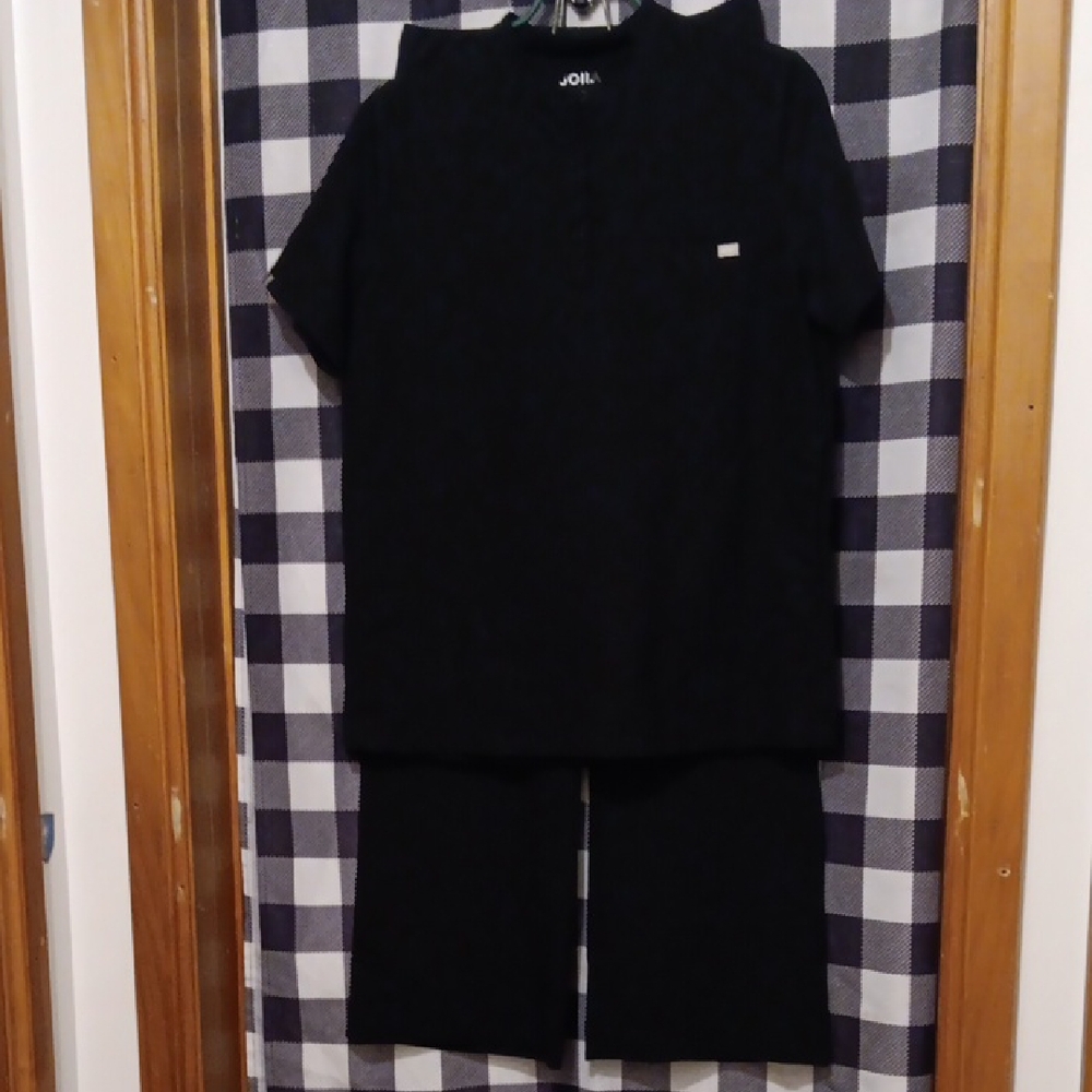 Joiia Black Scrub Set